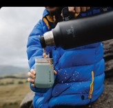 فلاسک استنلی مدل Legendary Classic Bottle – حجم 2.3 لیتر