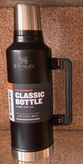 فلاسک استنلی مدل Legendary Classic Bottle – حجم 2.3 لیتر